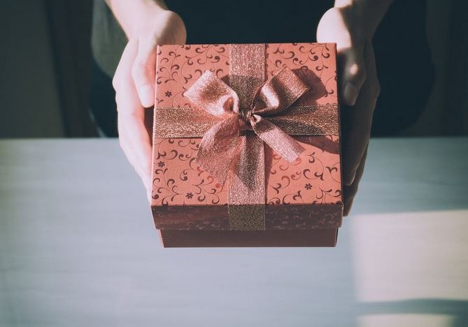 A Short Guide to Buying Gifts for Men
