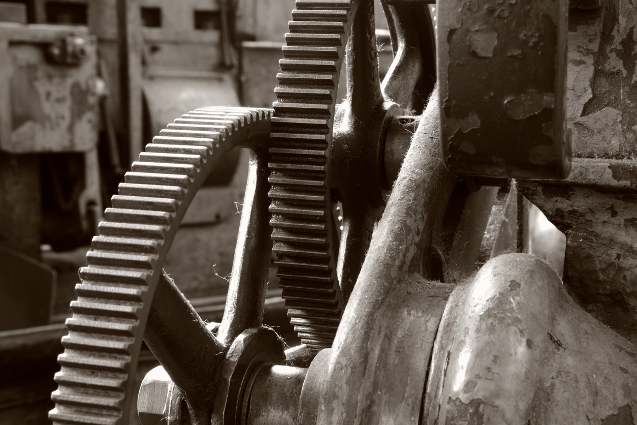 Large gears in a machine